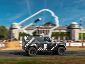 Defender Dakar D7X-R
