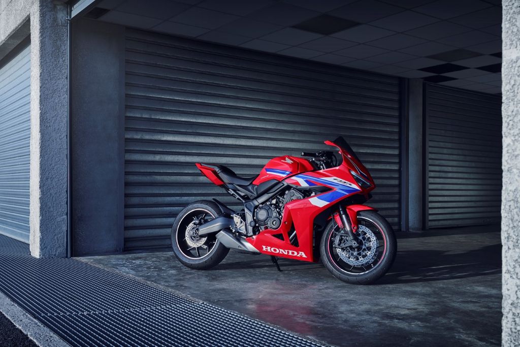 24YMHONDACBR650R CBR650R