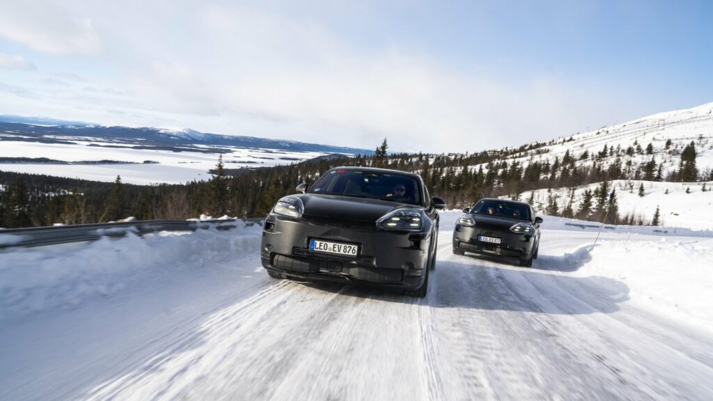 Новият Porsche Cayenne Electric преминава екстремни тестове