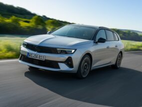 Opel Astra Sports Tourer Hybrid