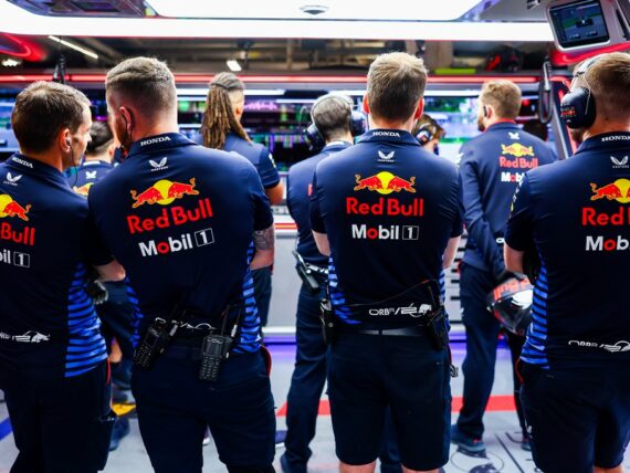 механици, Ред Бул F1