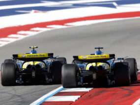 В Алпин разочаровани от Колапинто след игнорирането на отборни заповеди в Гран при на САЩ Франко Колапинто и Пиер Гасли