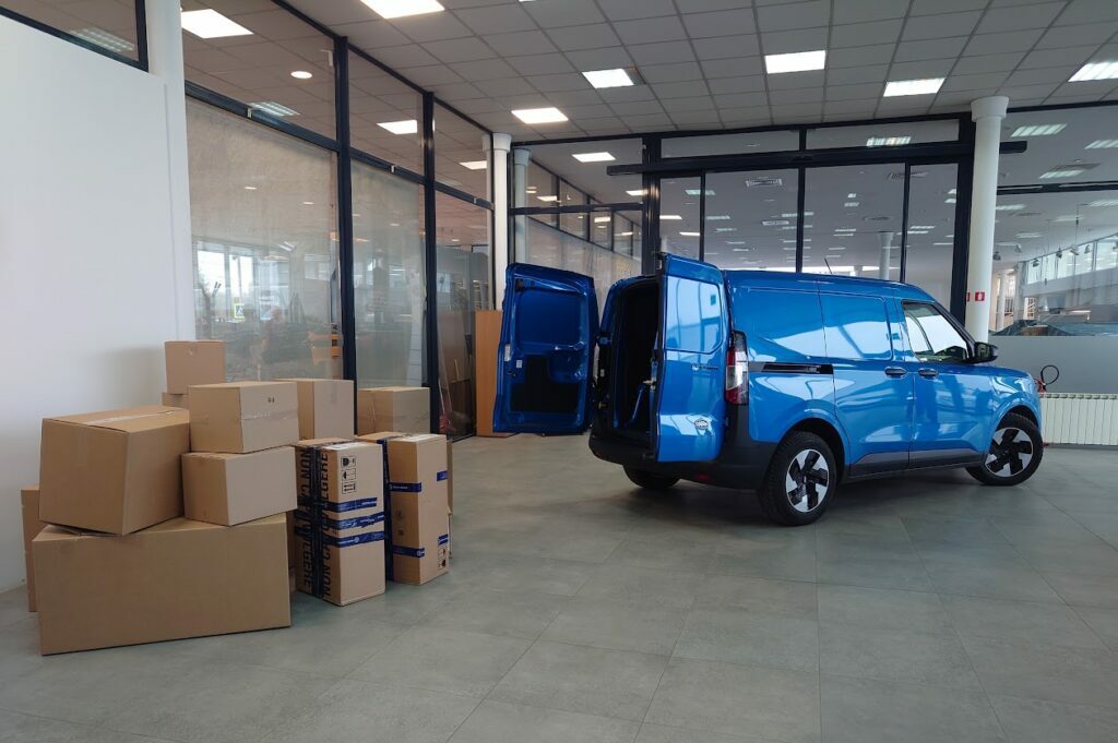 Ford E-Transit Courier