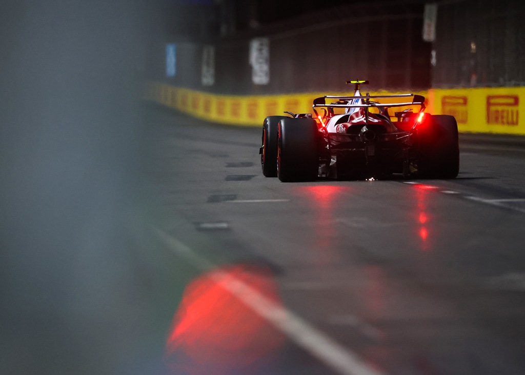 F1 Grand Prix of Las Vegas - Final Practice Люис Хамилтън, Ферари F1