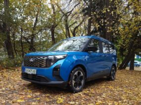Ford E-Courier Tourneo