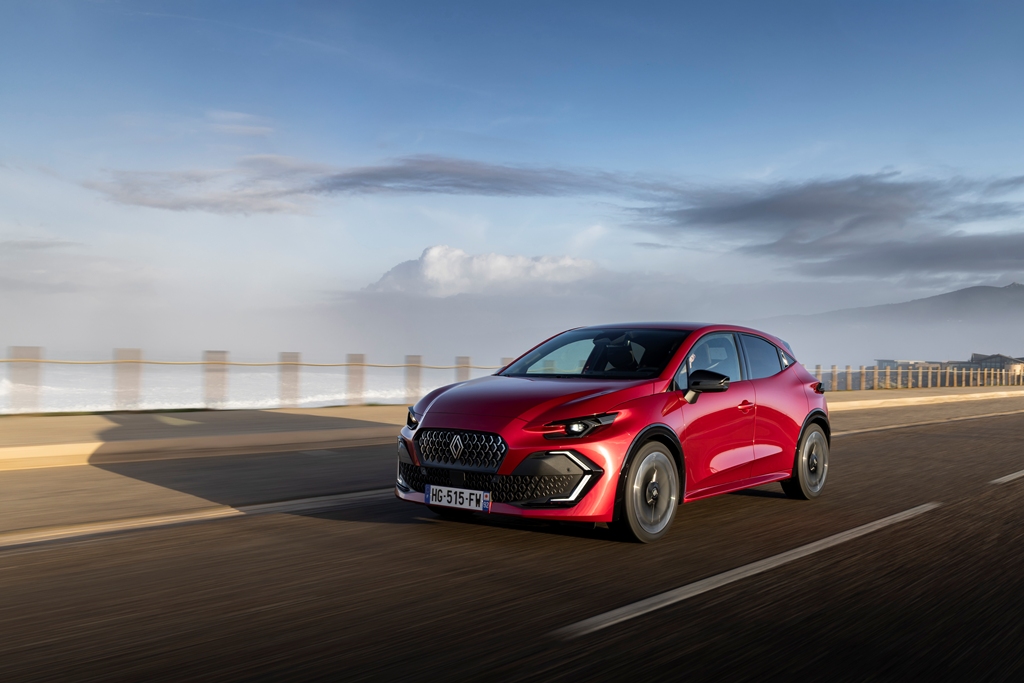 Renault Clio VI Full Hybrid E-Tech (RB3B1 HEV)