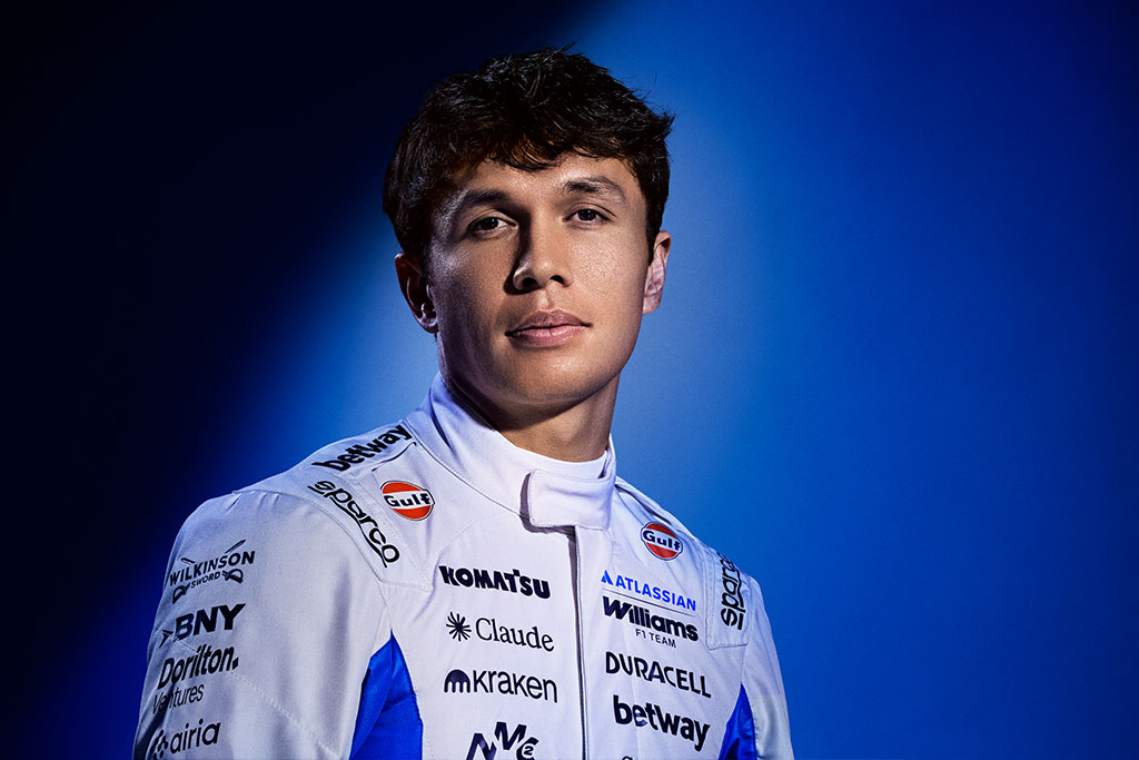 Alexander-Albon-23 Алекс Албон