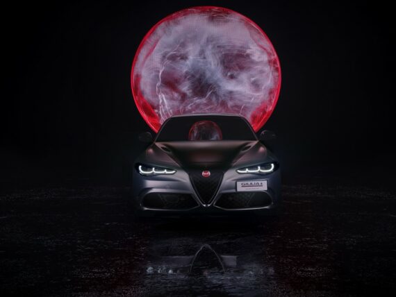 Alfa Romeo Giulia Quadrifoglio Luna Rossa