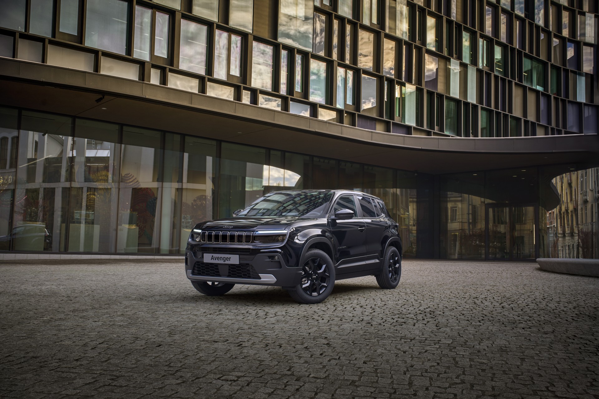 PR_SFAautomotive_Jeep_Brussels_260109 Jeep владее сцената в Брюксел