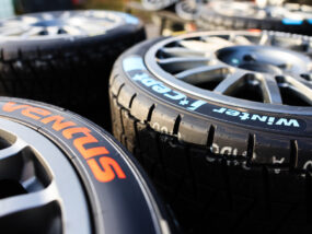 Зимни WRC гуми на Hankook