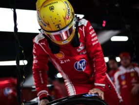 Бивши F1 пилоти: Време е Хамилтън и Алонсо да освободят кокпитите и да дадат шанс на млади хора Люис Хамилтън
