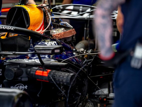 Ред Бул F1, задвижваща система