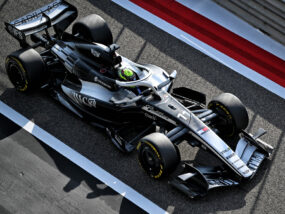 Кадилак F1