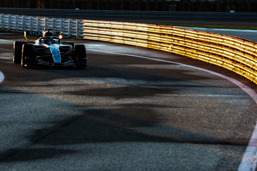 Уилямс FW48 Уилямс FW48