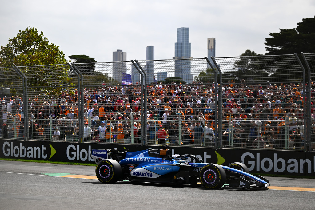 Уилямс FW48 Уилямс FW48