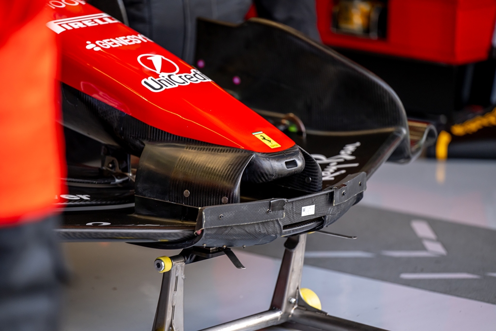 832 Ферари F1