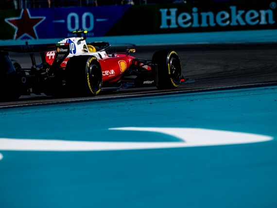 Люис Хамилтън, Ферари F1