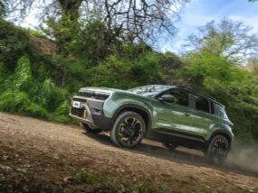 Jeep Avenger 4xe – 85th Anniversary