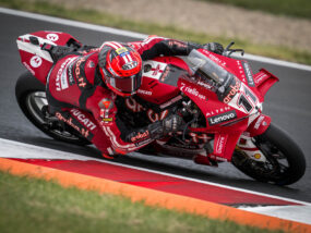 WSBK: Булега с победа в суперпол надпреварата в Чехия Николо Булега