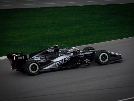 Кадилак F1 Тийм