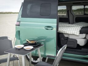 VW ID Buzz mit Gute-Nacht-Paket