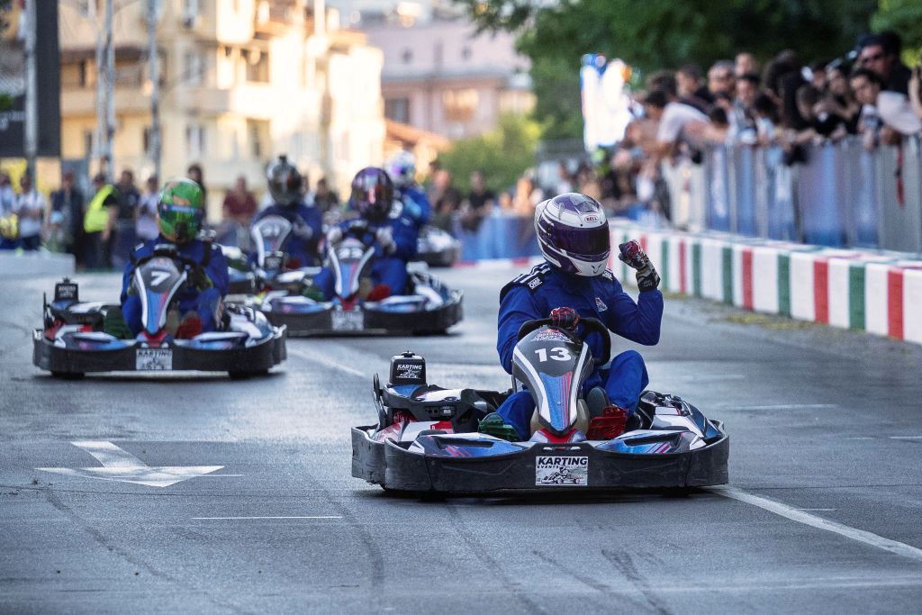 Winner Виктор Николов спечели финала на Red Bull Kart Fight в София.