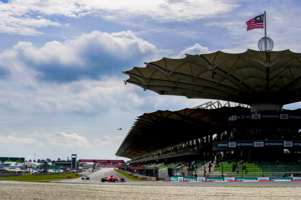 F1 в Малайзия и Пирели F1 в Малайзия и Пирели