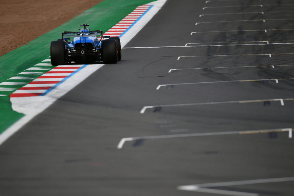 Уилямс FW48 Уилямс FW48