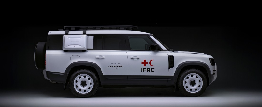 DEF_130_RED_CROSS_010926_01_result Defender_130_British_Red_Cross